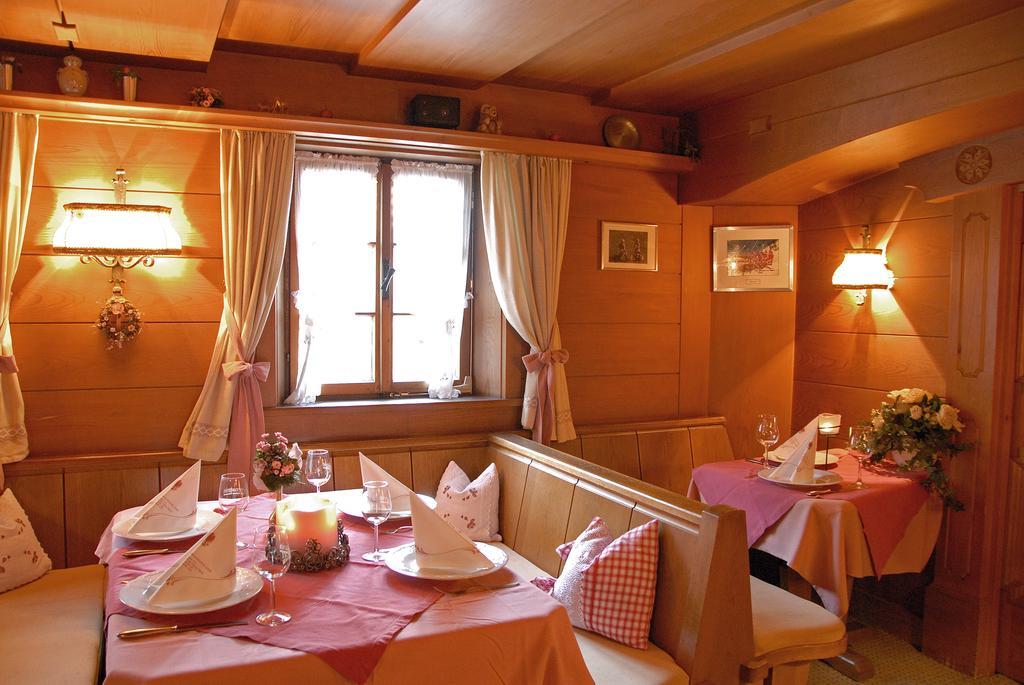 Hotel Schwarzer Adler Pettneu am Arlberg Exterior foto